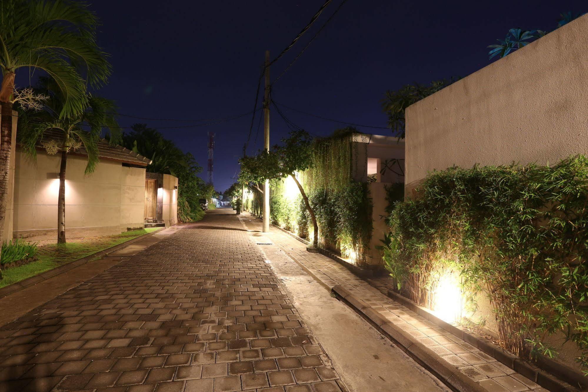 Jas Boutique Villas Семиняк Екстериор снимка